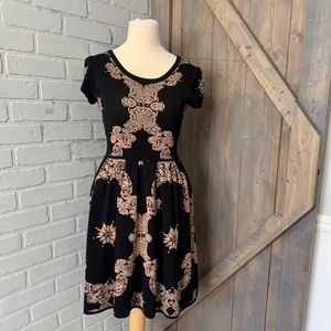 Romeo & Juliet Couture knit dress